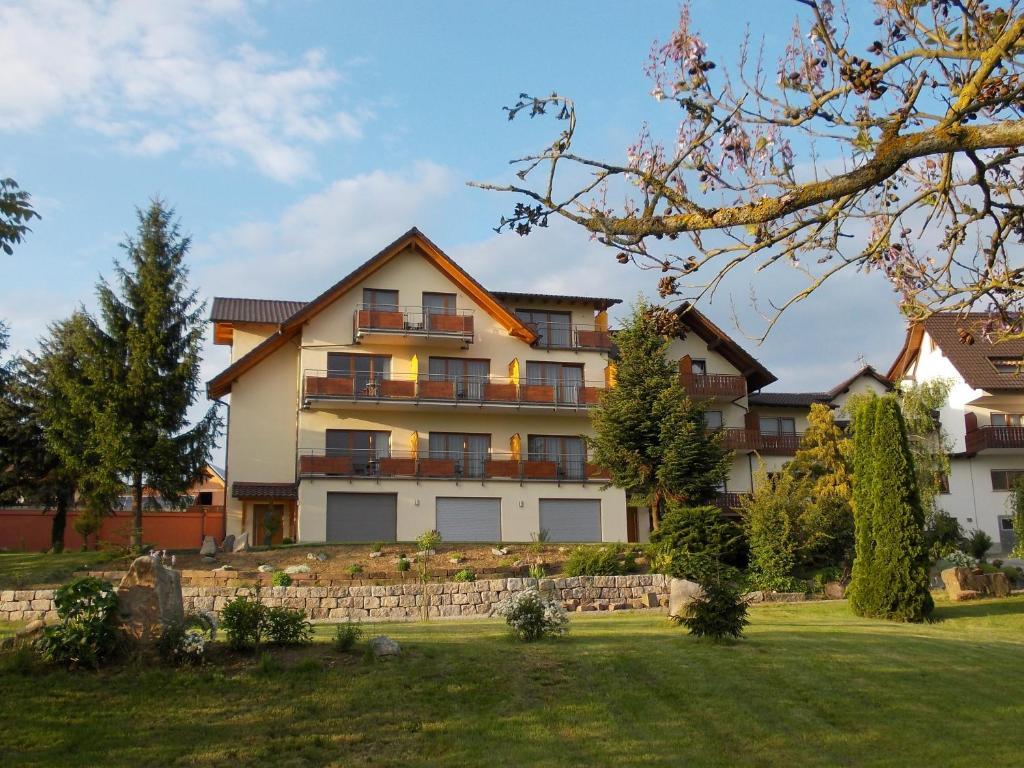 Hotel-Gasthof Rose Oberkirch  Εξωτερικό φωτογραφία